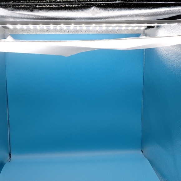 Samitan 24" Professional Light Box. In good pre owned condition. Please s - Picture 12 of 12